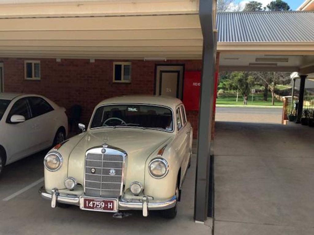 Gundagai Gabriel Motor Inn Room photo